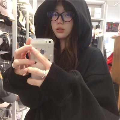 现代豪放女